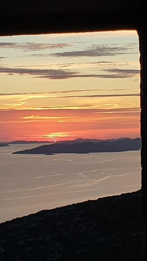 Podvrsina1A Rosa Villa Preko Eksteriør billede